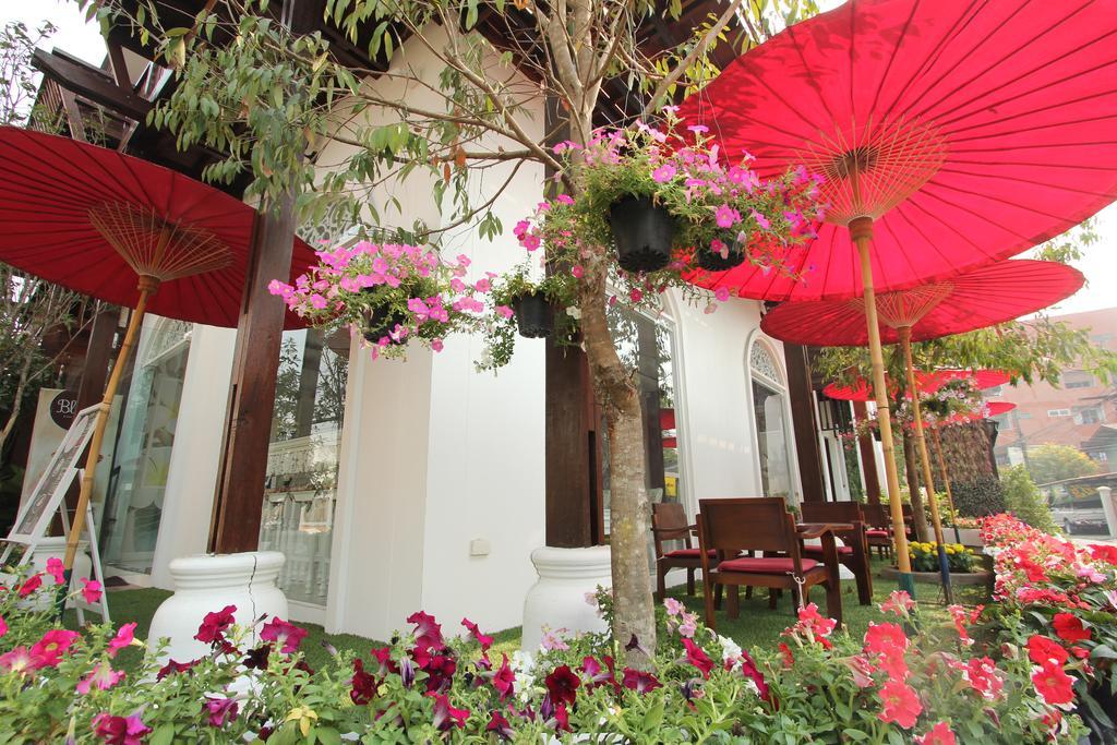 Ratchiangsaen Flora House Gasthuis 2*