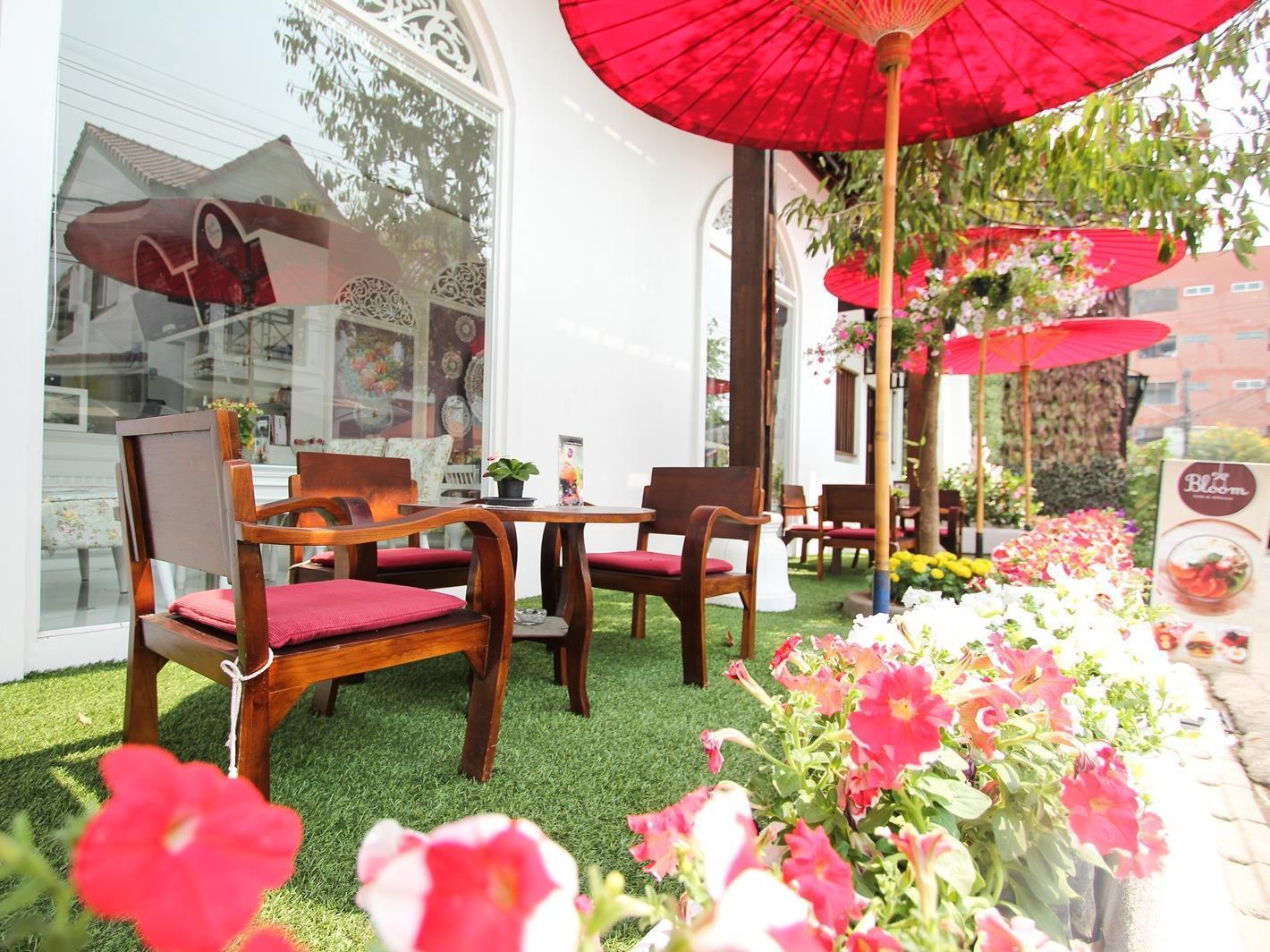 Gasthuis Ratchiangsaen Flora House 2*
