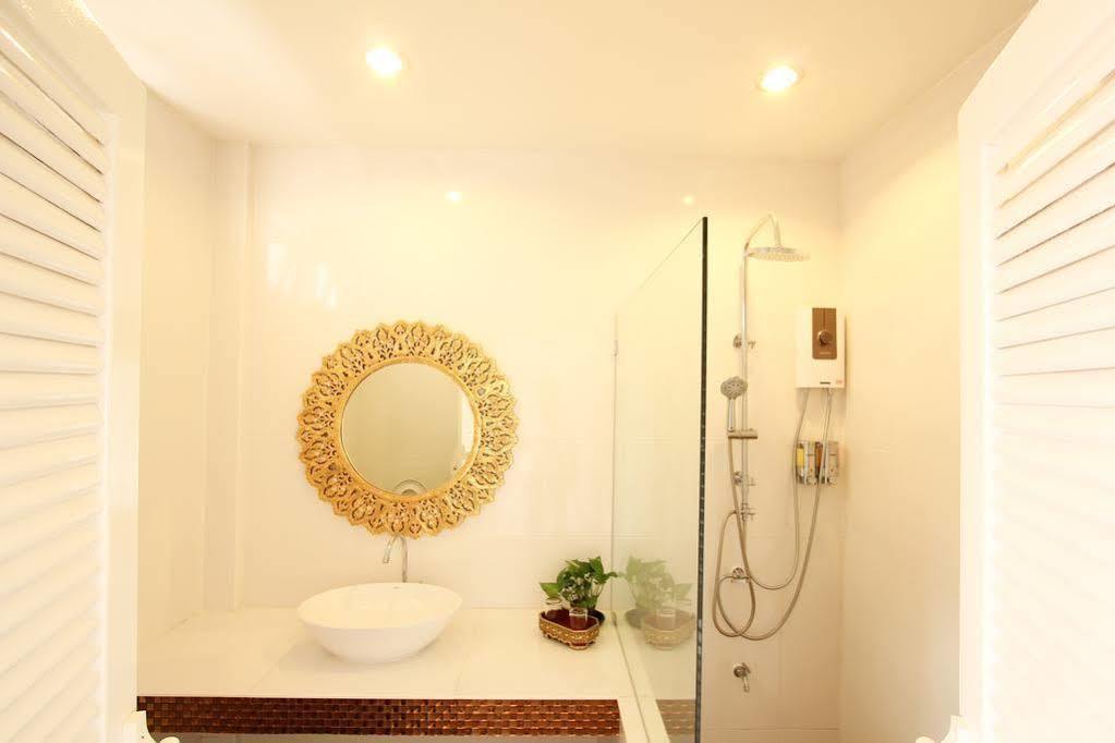 Ratchiangsaen Flora House Gasthuis Chiang Mai